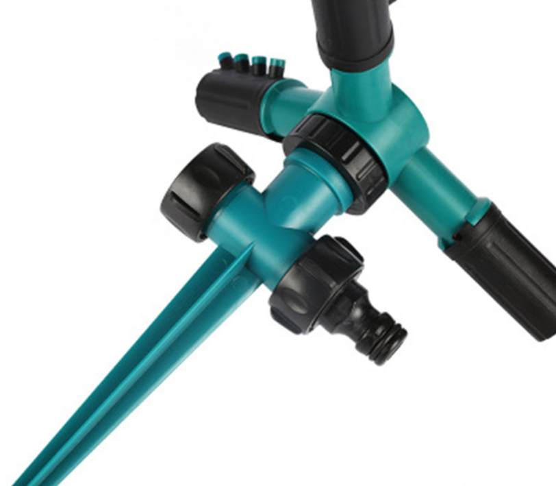 360 Degree Rotating Automatic Garden Stand Water Sprinkler - Basic Farm House