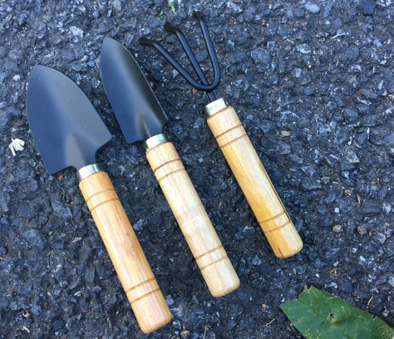 Set 3 in 1 Mini Gardening Tools Set for Plants - Basic Farm House
